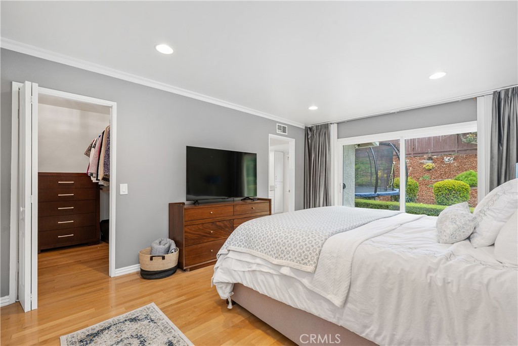 MLS #SB25236323 image #31