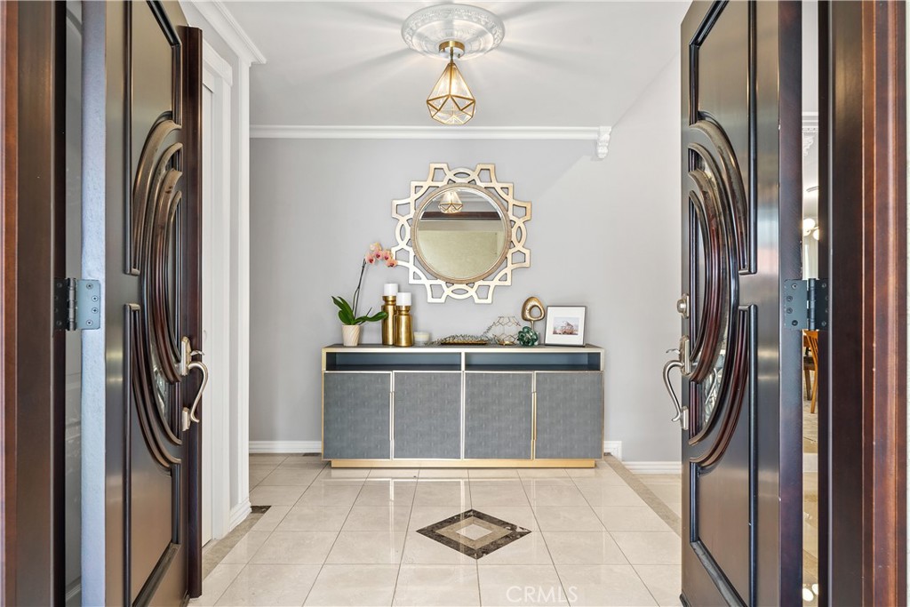 MLS #SB25236323 image #4