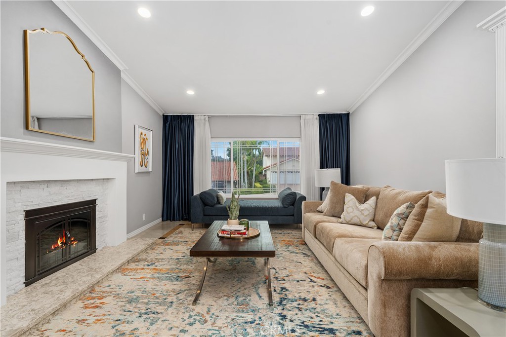 MLS #SB25236323 image #7