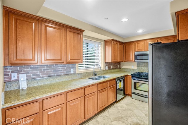 MLS #SB25236417 image #10