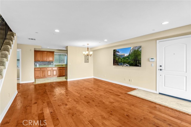 MLS #SB25236417 image #4