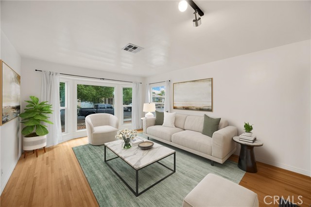 MLS #SB25237423 image #1