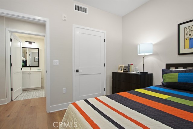 MLS #SB25237435 image #16