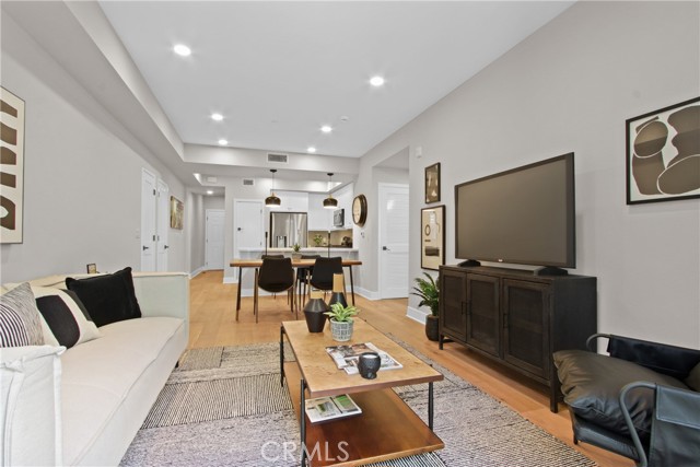 MLS #SB25237435 image #8