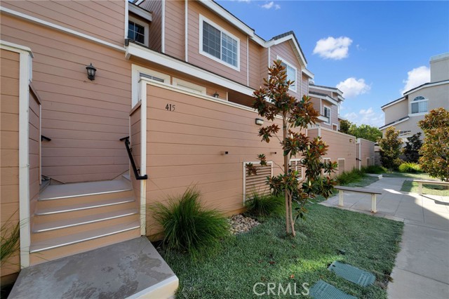 MLS #SB25237620 image #1