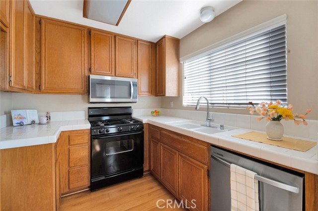 MLS #SB25237620 image #8