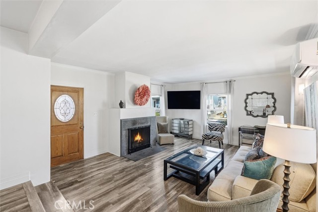 MLS #SB25237939 image #5