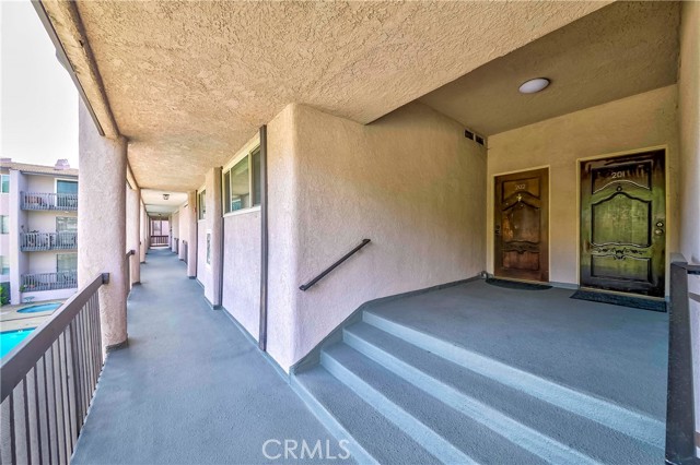 MLS #SB25237968 image #2