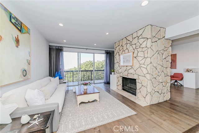 MLS #SB25237968 image #3