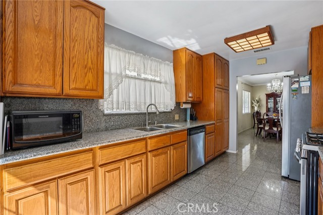 MLS #SB25238714 image #10