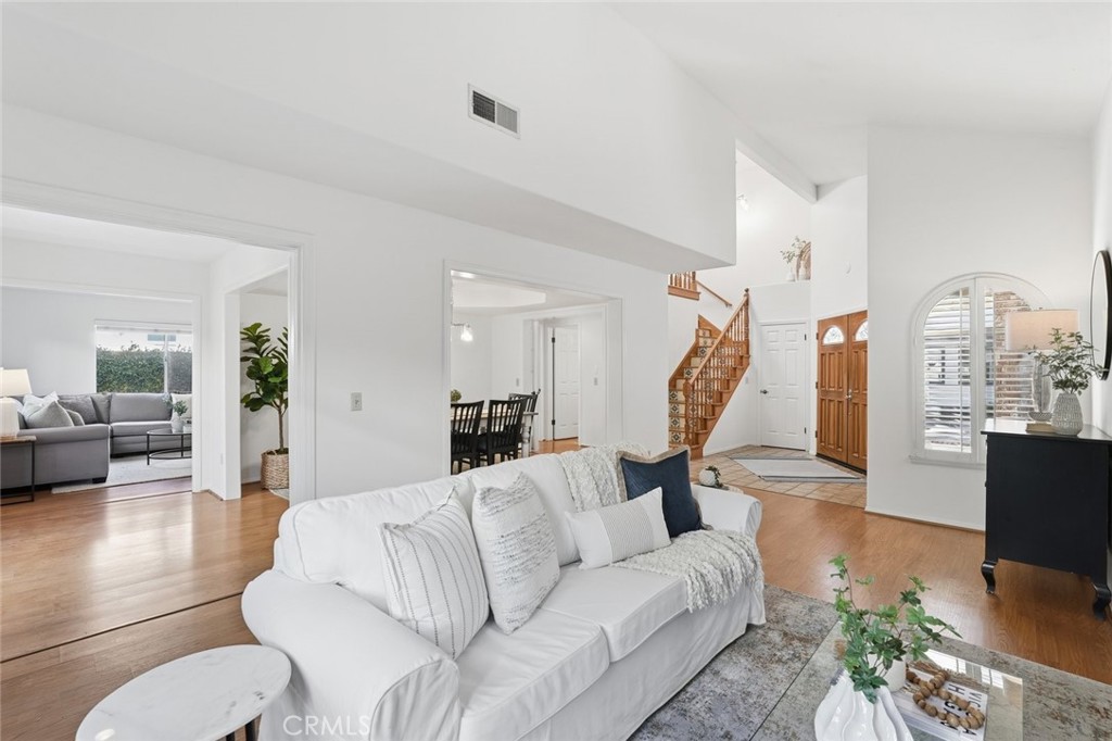 MLS #SB25239665 image #2