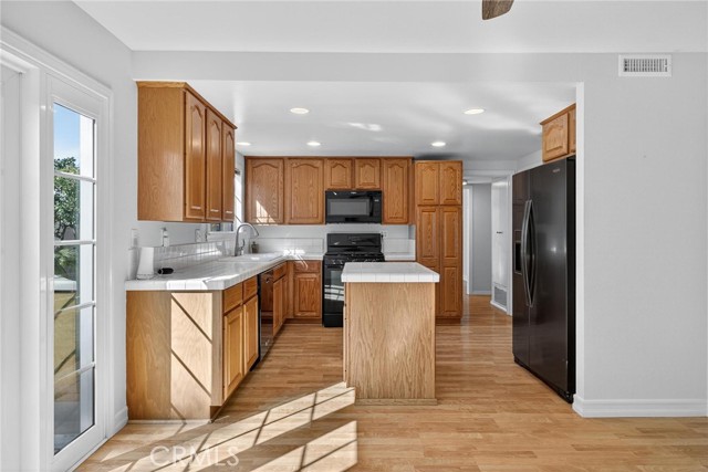 MLS #SB25239935 image #9