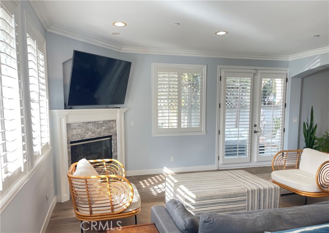 MLS #SB25177889 image #1