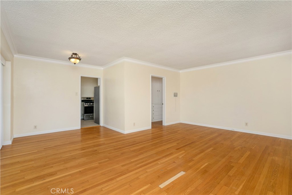 MLS #SB25241197 image #9