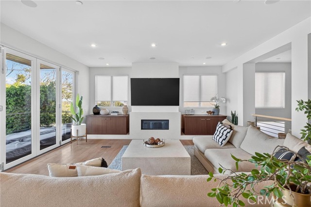 MLS #SB25241300 image #12