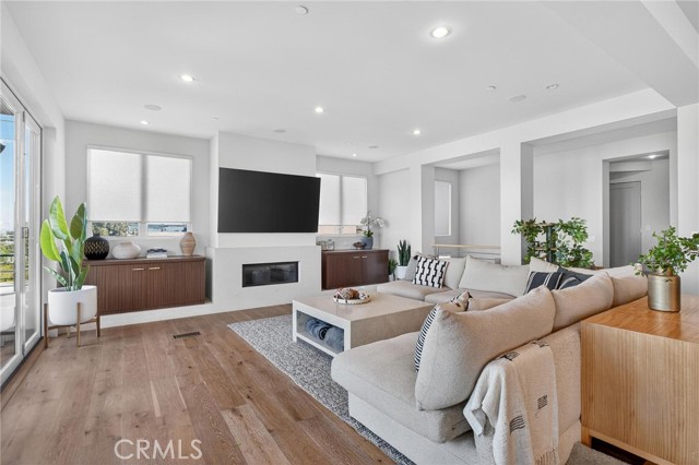 MLS #SB25241300 image #13