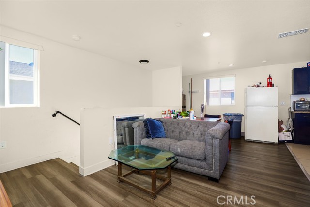 MLS #SB25241465 img 3