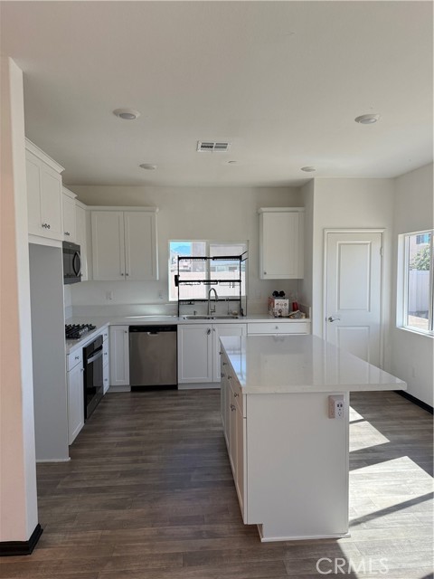 MLS #SB25241575 image #12