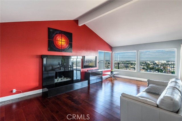 MLS #SB25241935 image #2