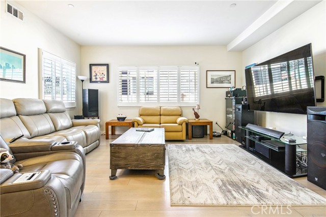 MLS #SB25242044 image #8