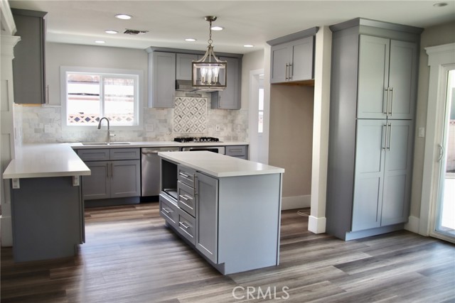 MLS #SB25242360 image #2