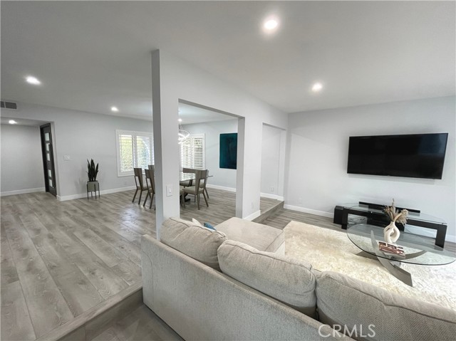 MLS #SB25242574 image #4