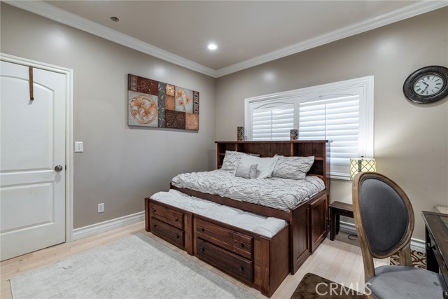 MLS #SB25242833 image #9