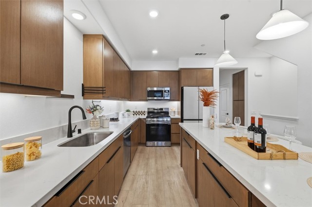 MLS #SB25243130 image #8