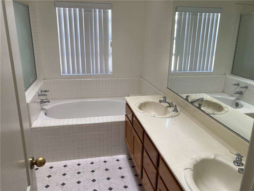 MLS #SB25243165 image #28