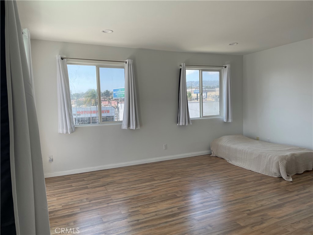 MLS #SB25243456 image #12