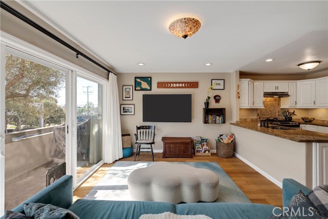 MLS #SB25243711 image #2