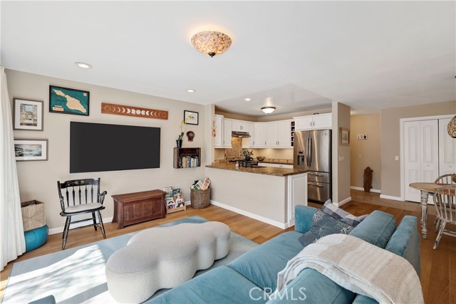 MLS #SB25243711 image #3