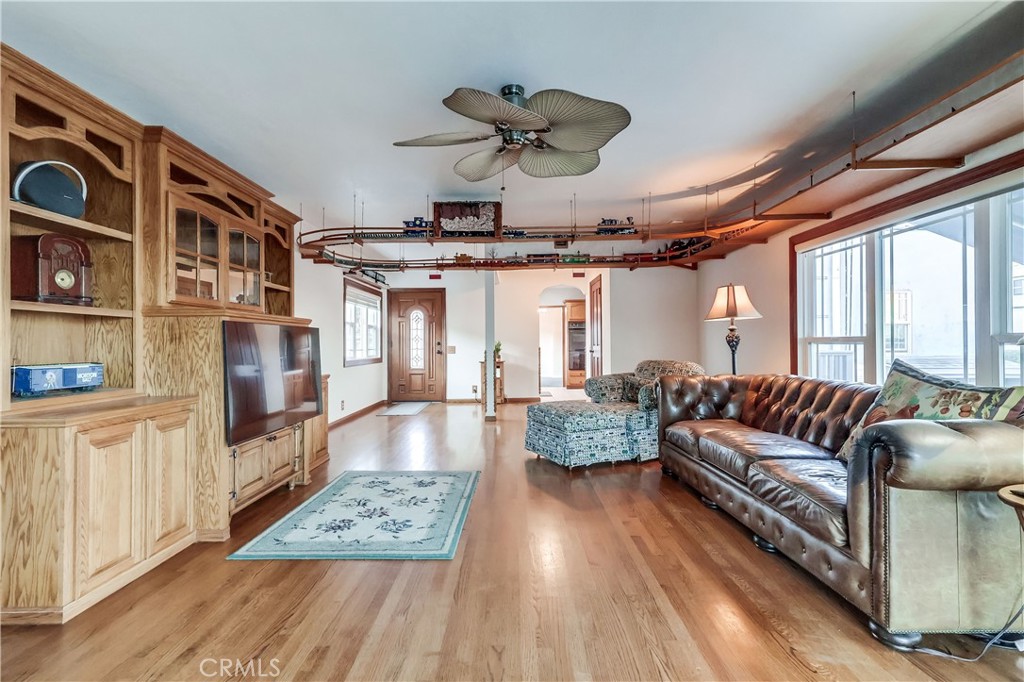 MLS #SB25243723 image #24