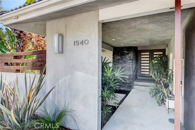 MLS #SB25244003 image #1