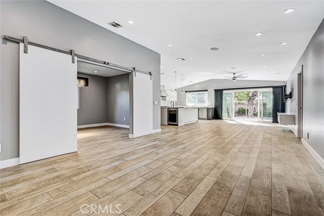 MLS #SB25244003 image #5