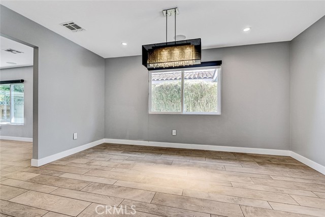 MLS #SB25244003 image #6