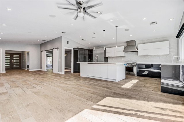 MLS #SB25244003 image #8