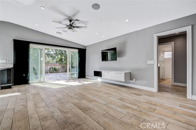 MLS #SB25244003 image #9