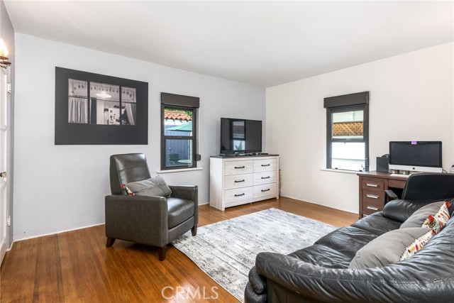 MLS #SB25244058 img 12