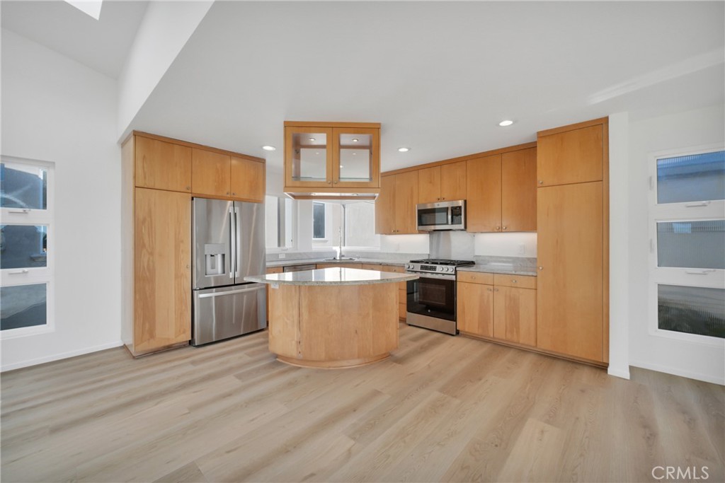 MLS #SB25244269 image #9