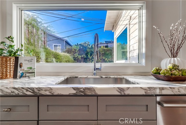 MLS #SB25244270 image #1