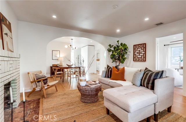 MLS #SB25244270 image #2