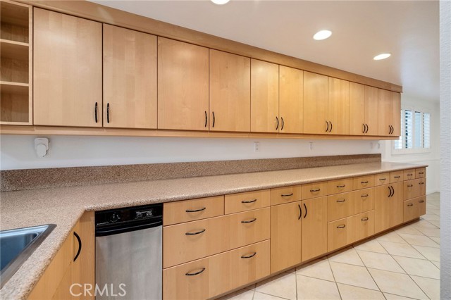 MLS #SB25244325 image #14