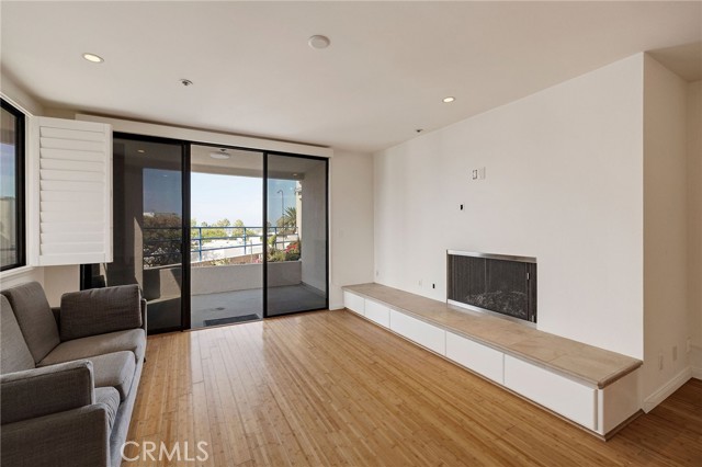 MLS #SB25244325 image #5