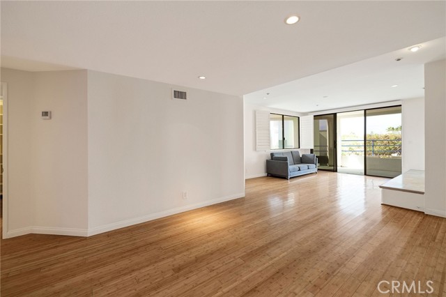 MLS #SB25244325 image #7