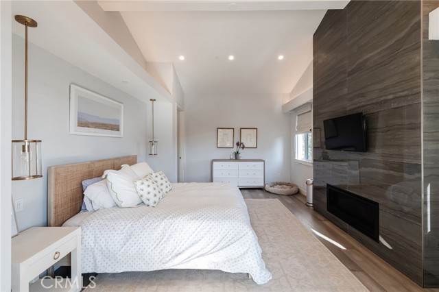 MLS #SB25244364 image #8