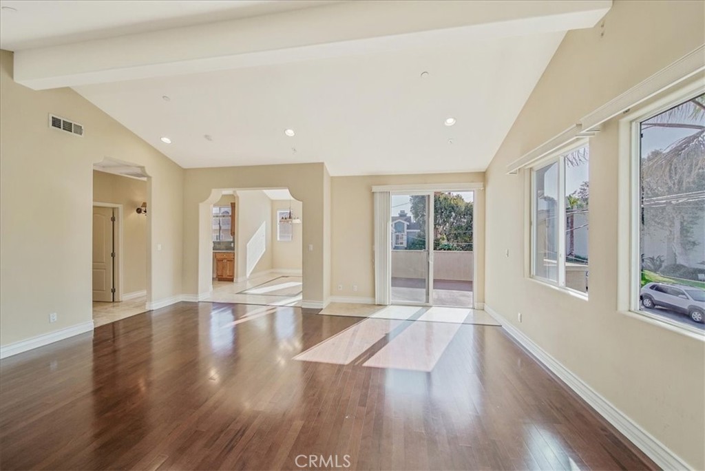 MLS #SB25244992 image #14