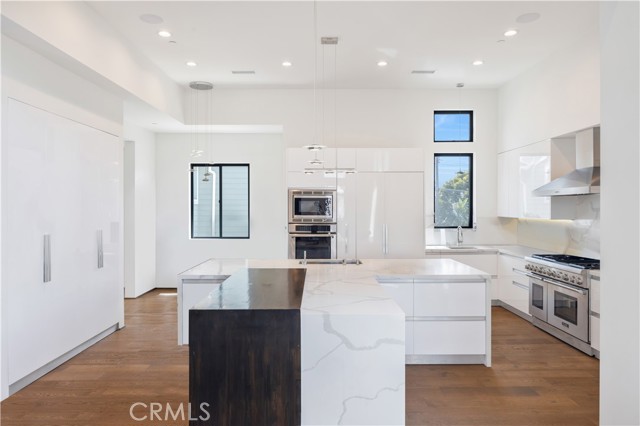 MLS #SB25245269 image #1