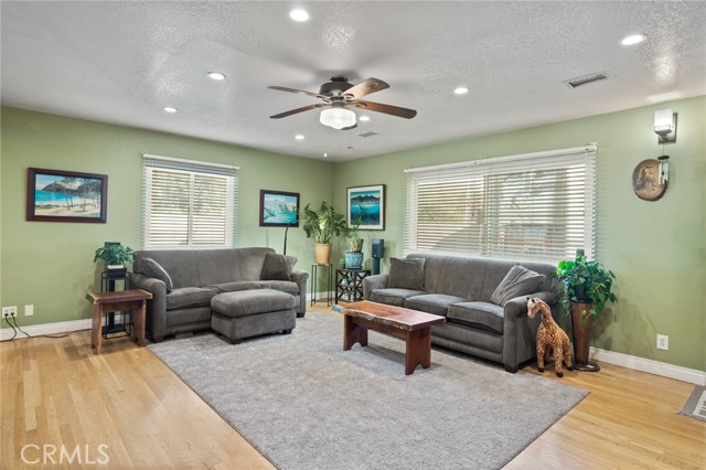 MLS #SB25245391 image #15