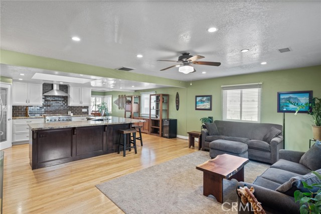 MLS #SB25245391 image #16